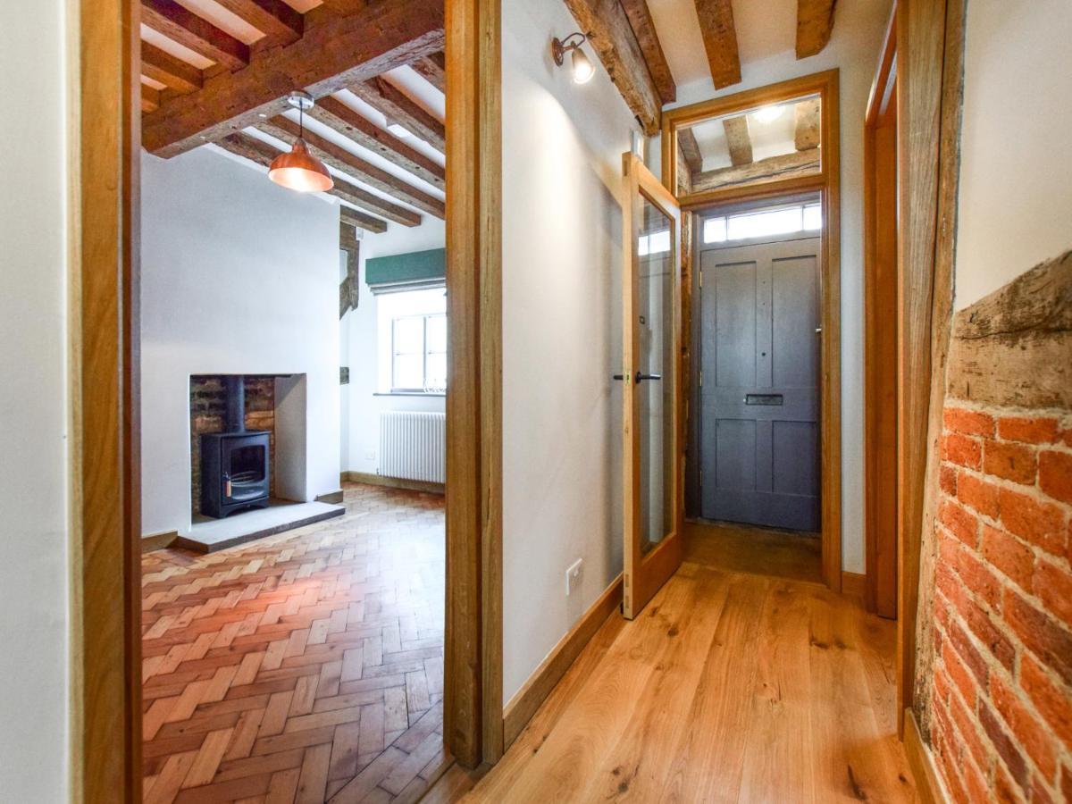 Mercia House Вінчкомб Екстер'єр фото